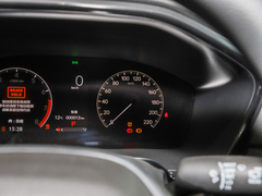 2023款 240TURBO 两驱精英版 5座