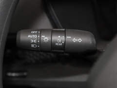 2023款 240TURBO 两驱精英版 5座