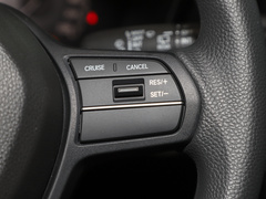 2023款 240TURBO 两驱精英版 5座