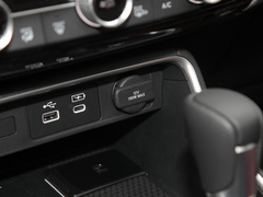 2023款 240TURBO 两驱精英版PRO 7座