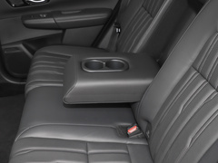 2023款 240TURBO 两驱精英版PRO 7座