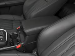 2023款 240TURBO 两驱精英版PRO 7座