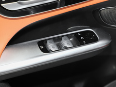 2023款 GLC 300 L 4MATIC 豪华型 5座