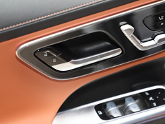 2023款 GLC 300 L 4MATIC 豪华型 5座