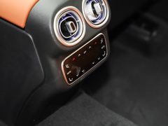 2023款 GLC 300 L 4MATIC 豪华型 5座