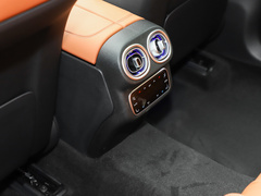 2023款 GLC 300 L 4MATIC 豪华型 5座