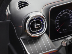 2023款 GLC 300 L 4MATIC 豪华型 5座