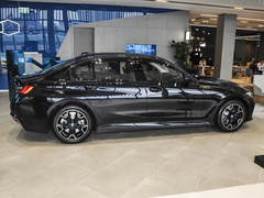 2023款 eDrive 40 L 曜夜套装