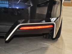 2023款 eDrive 40 L 曜夜套装