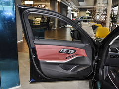 2023款 eDrive 40 L 曜夜套装