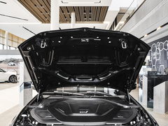 2023款 eDrive 40 L 曜夜套装