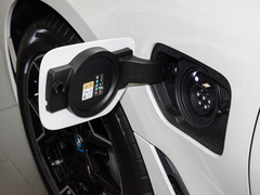 2023款 eDrive 40 L 曜夜套装