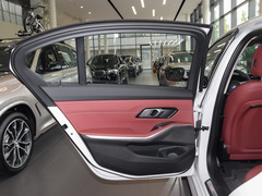 2023款 eDrive 40 L 曜夜套装