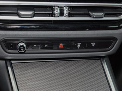 2023款 eDrive 40 L 曜夜套装