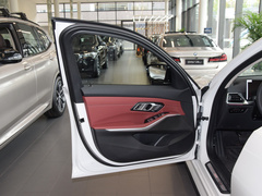 2023款 eDrive 40 L 曜夜套装