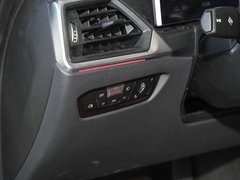 2023款 eDrive 40 L 曜夜套装
