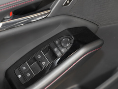 2022款 2.0L 自动质睿黑曜版