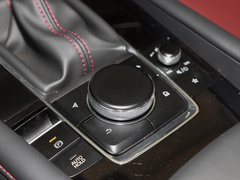 2022款 2.0L 自动质睿黑曜版