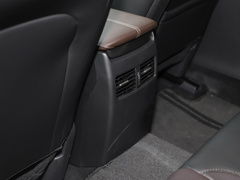 2022款 2.0L 自动耀悦型