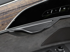 2023款 A8L 55 TFSI quattro 旗舰型