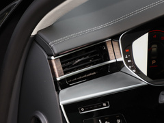 2023款 A8L 55 TFSI quattro 旗舰型