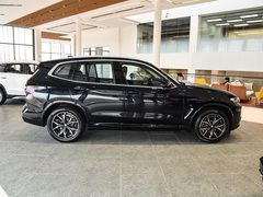 2022款 改款 xDrive25i M运动套装