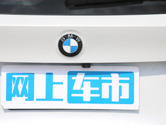 2022款 改款二 xDrive30i 领先型 M曜夜套装