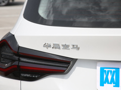 2022款 改款二 xDrive30i 领先型 M曜夜套装