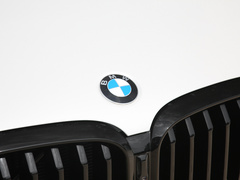 2022款 改款二 xDrive30i 领先型 M曜夜套装