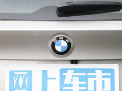 2022款 改款二 xDrive30i 领先型 M曜夜套装