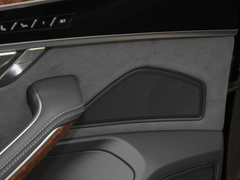 2023款 A8L 50 TFSI quattro 尊享型