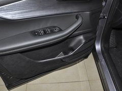 2022款 1.5T CVT豪华型+