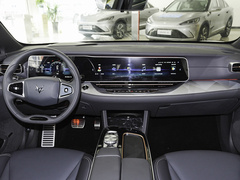 2022款 525S 175kW