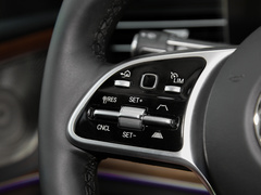 2022款 改款二 GLS 450 4MATIC 豪华型