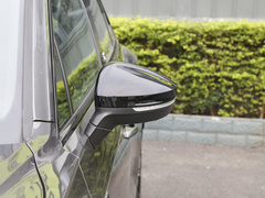 2022款 3.0TSI 锐尊二十周年特别版