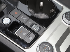 2022款 3.0TSI 锐尊二十周年特别版