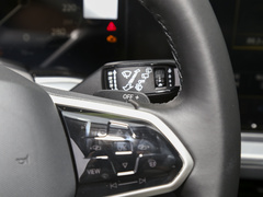2022款 3.0TSI 锐尊二十周年特别版