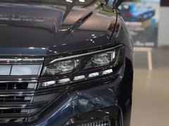 2022款 3.0TSI 锐尊二十周年特别版