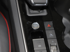 2022款 3.0TSI 锐尊二十周年特别版