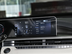 2022款  PLUS 功夫熊猫联名版 1.5L 手动品尚型