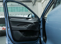 2023款 DHT-PHEV 55KM 悦行版