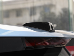 2022款  2.0T 五一版五座