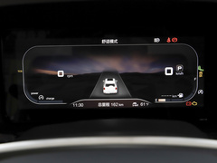 2022款 2.0T 十一版五座