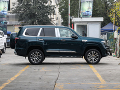 2022款 2.0T 十一版七座