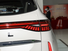 2023款 DHT-PHEV 110KM 悦行版