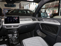 2023款 330TSI 两驱旗舰智慧版