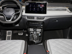 2023款 330TSI 两驱旗舰智慧版