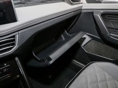 2023款 330TSI 两驱旗舰智慧版