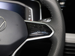 2023款 330TSI 两驱尊贵高能版