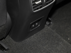 2023款 2.0L 领先版
